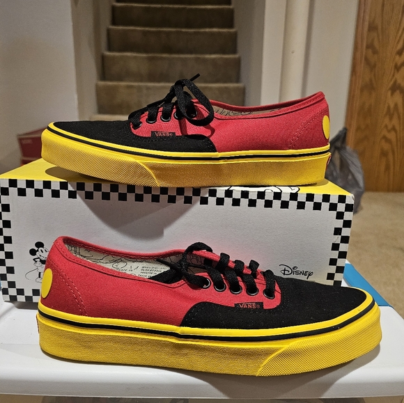 LOT Vans (18 pairs) Mostly limited collabs - Picture 3 of 8